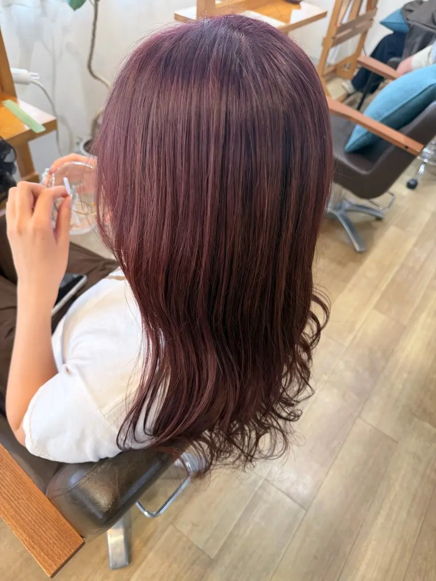 ロング ヘアカラー RENA｜透明感 カラー×癒しスパのヘアスタイル