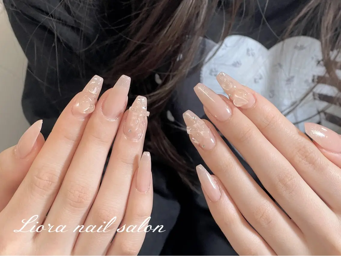 ネイル チークネイル フットネイル フレンチネイル ジェルネイル ガーリー ハンドネイル JUN Lioraネイルのネイルデザイン