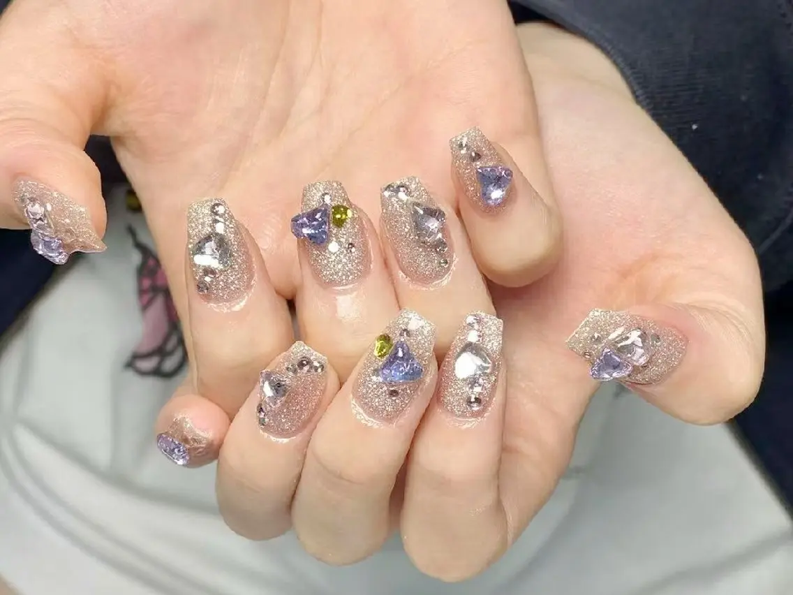 ネイル クリアネイル フラッシュネイル フットネイル フレンチネイル ジェルネイル ハンドネイル UM Nail Salonのネイルデザイン