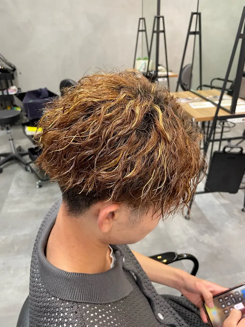 ショート パーマ メンズ メンズパーマ ツイストスパイラルパーマ スパイラルパーマ ANGELICA💎 ショウゴのヘアスタイル