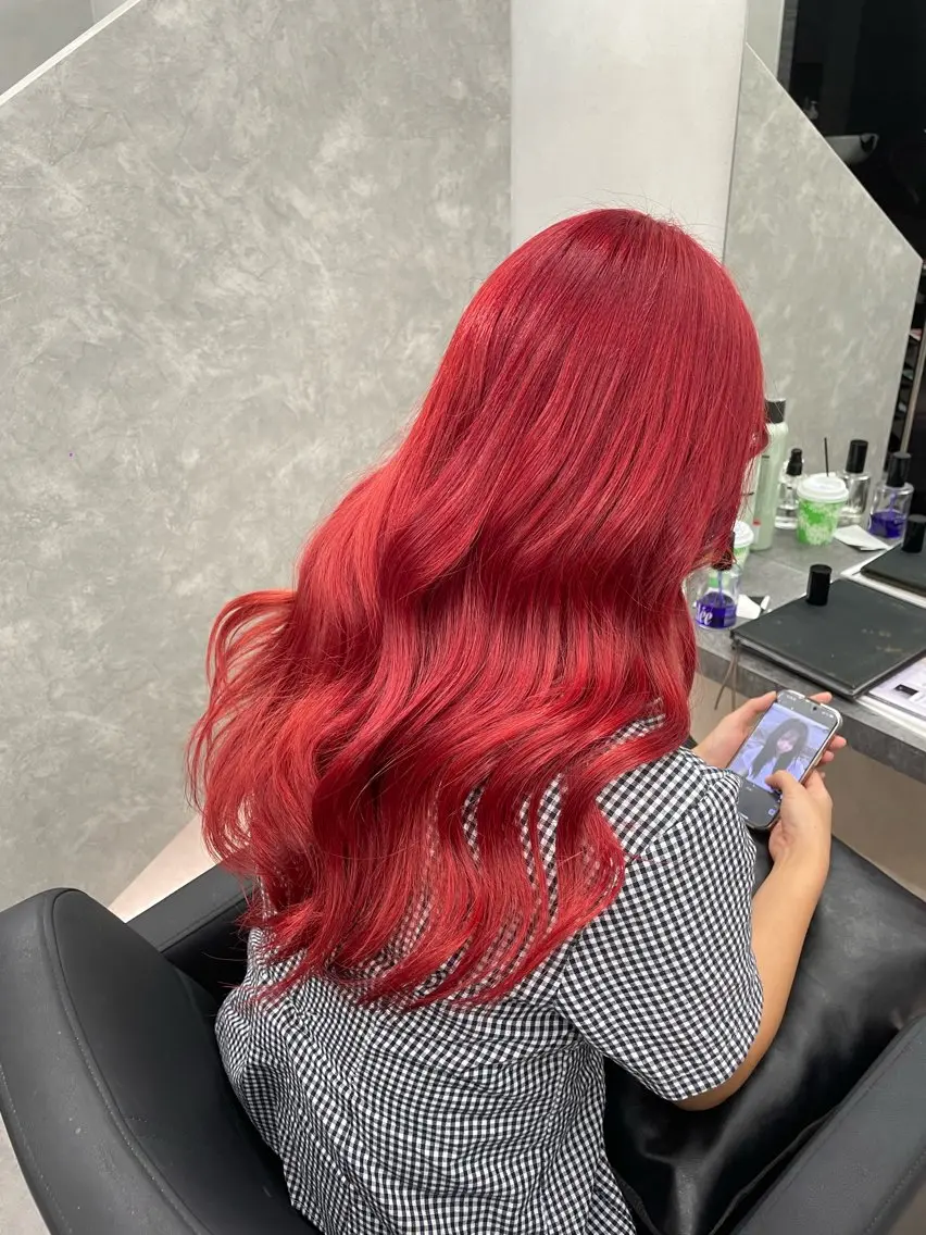 ロング カラー ヘアアレンジ ブリーチ レッドカラー 渡辺春衣 ☆カットモデル募集のヘアスタイル