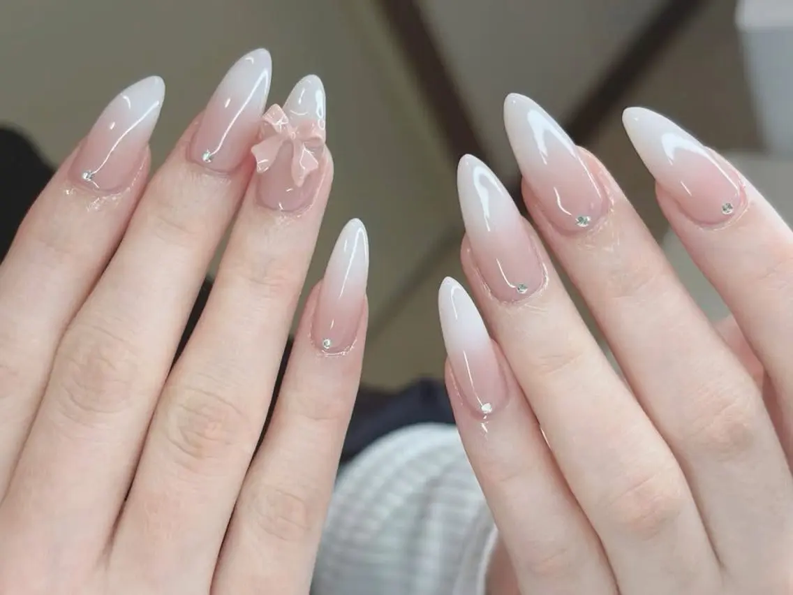 ネイル チークネイル フットネイル フレンチネイル グラデーション 韓国ネイル YUKI NAILのネイルデザイン