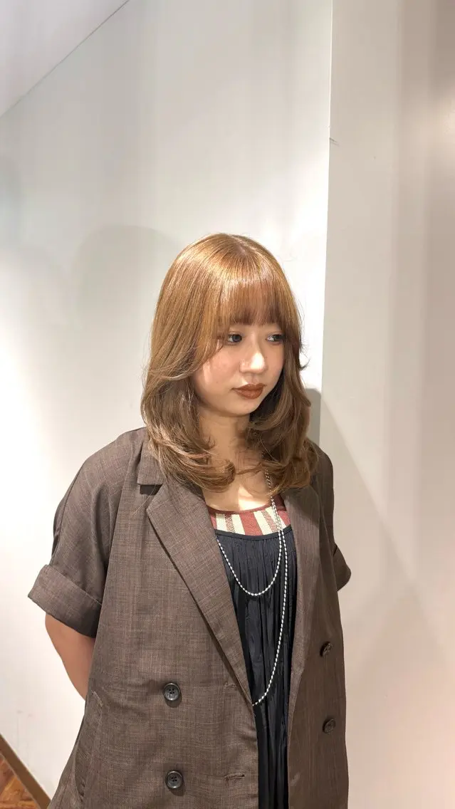 セミロング カラー akari / スタイリングモデルのヘアスタイル
