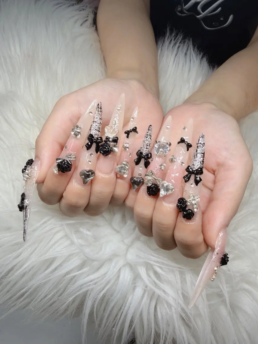 ネイル Lee Nailsのネイルデザイン