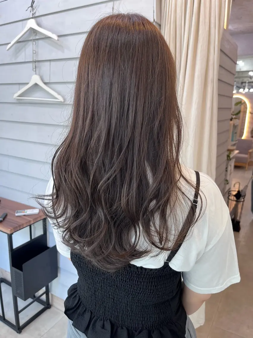 ミディアム カラー グレージュ カット ヘアカラー トリートメント GiseL 博多筑紫口店のヘアスタイル