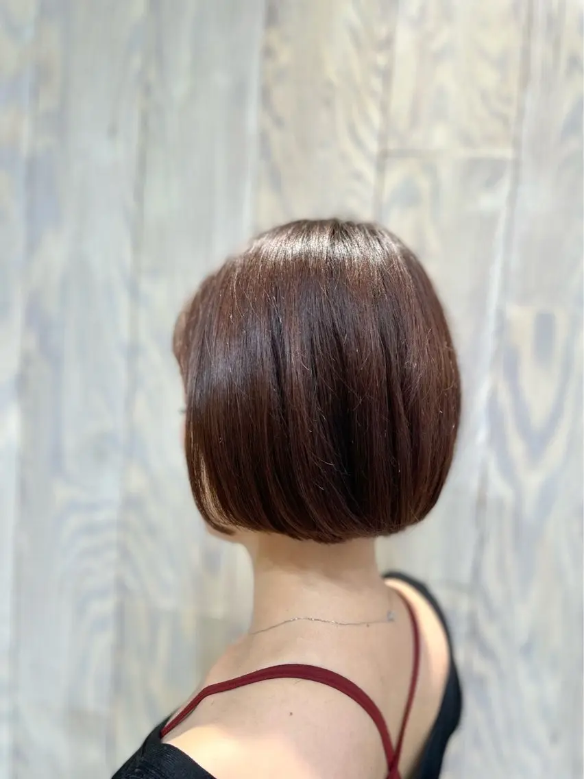 ショート ボブ 亀田 実花のヘアスタイル