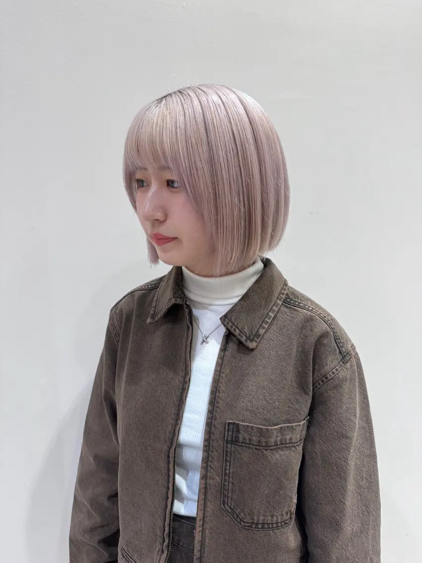 🦋《6月限定クーポン》🤍カット+ダブルカラー（ブリーチ+ワンカラー）+5stepトリートメントの写真