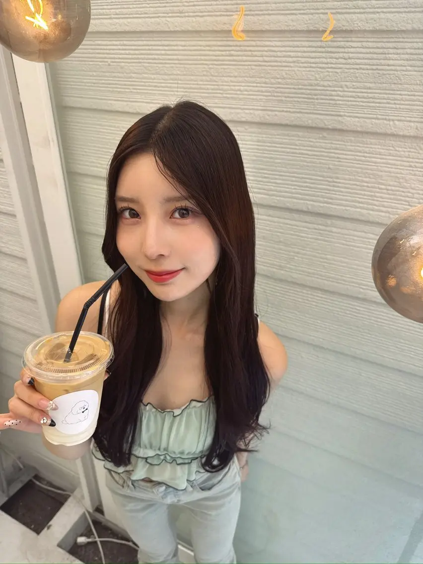 ロング カラー 黒髪 ブリーチ 透明感カラー ブリーチなしカラー 卒業式のヘアスタイル カット ヘアカラー トリートメント 💎透明感カラー特化 💎TAISEIのヘアスタイル