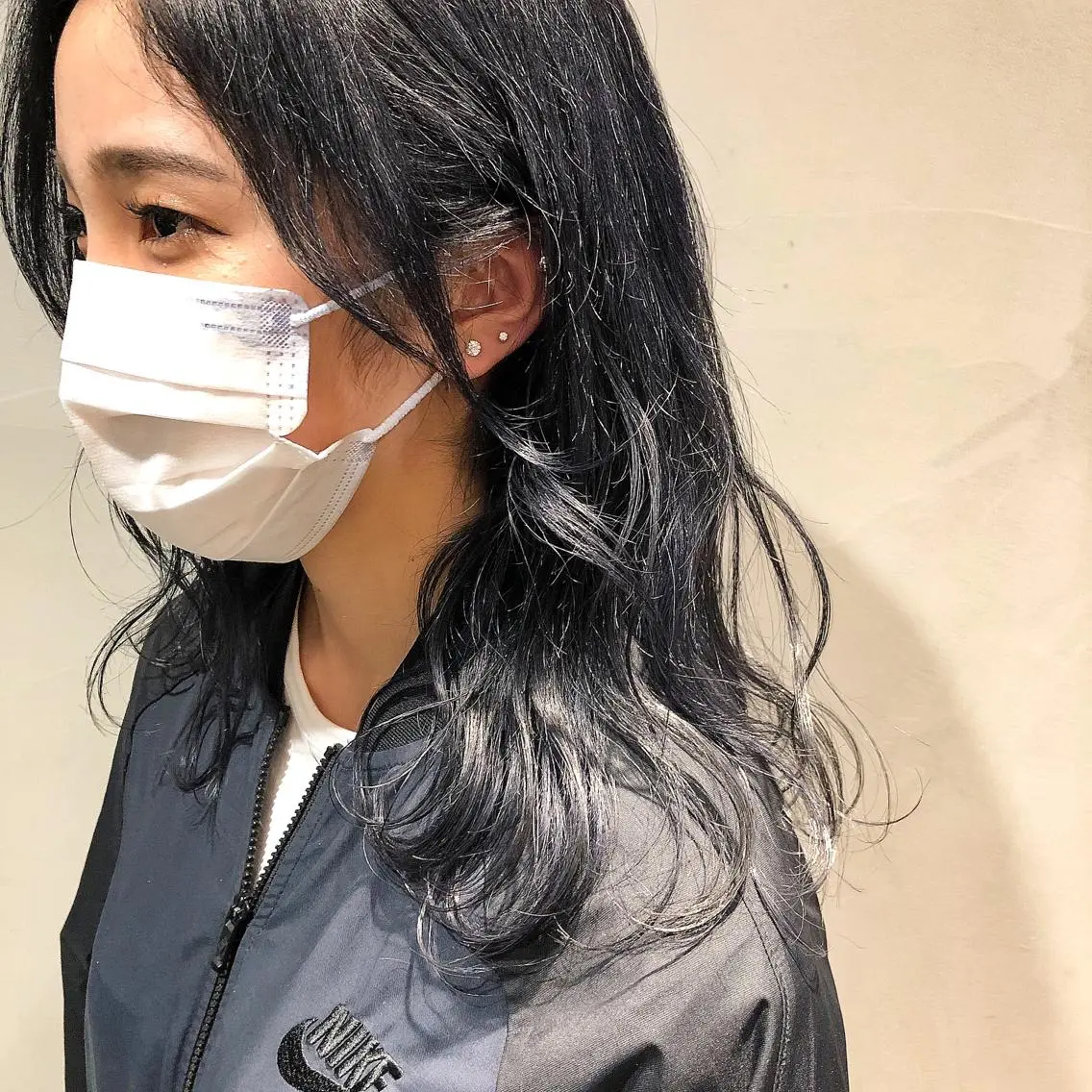 ミディアム カラー 圧倒的透明感カラー nana🦕のヘアスタイル