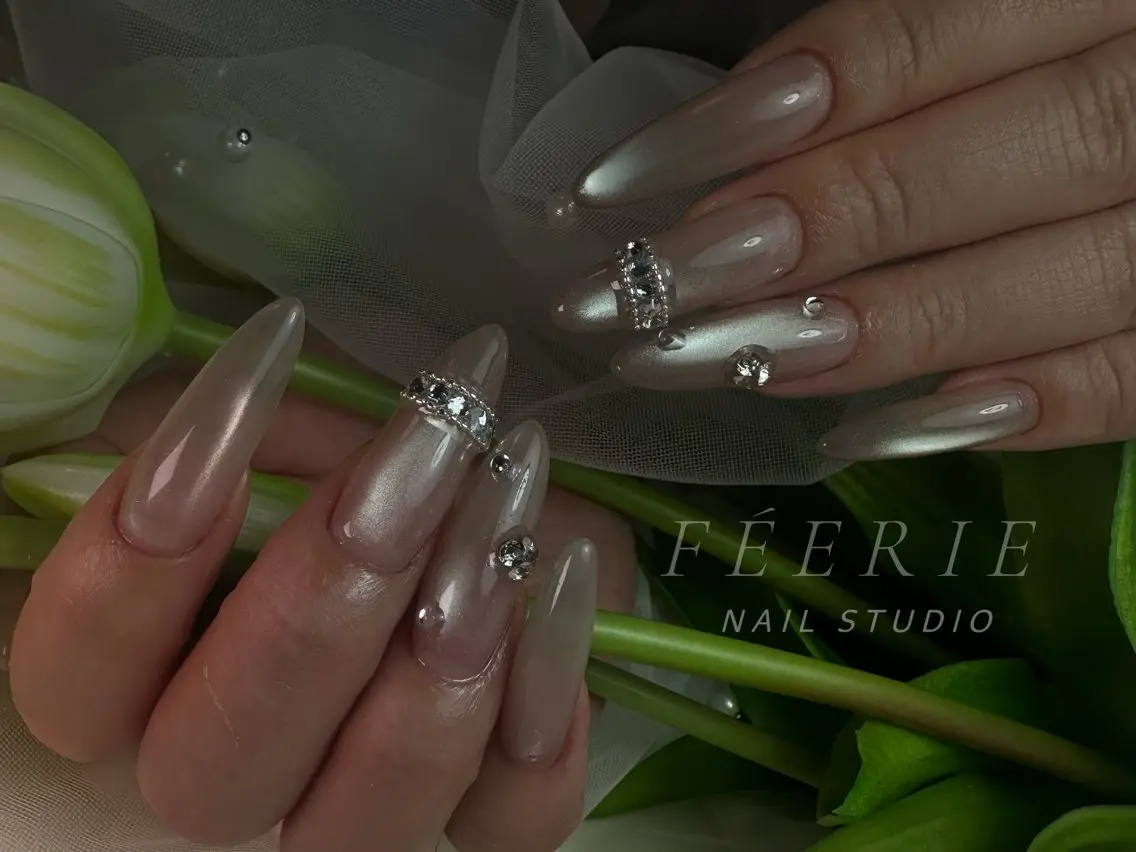 ネイル 成人式 長さ出し フットネイル フレンチネイル ジェルネイル ハンドネイル nail salon Feerieのネイルデザイン