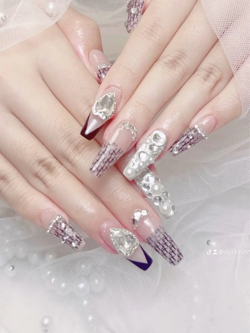 ネイル ネイルサロン lotusのネイルデザイン