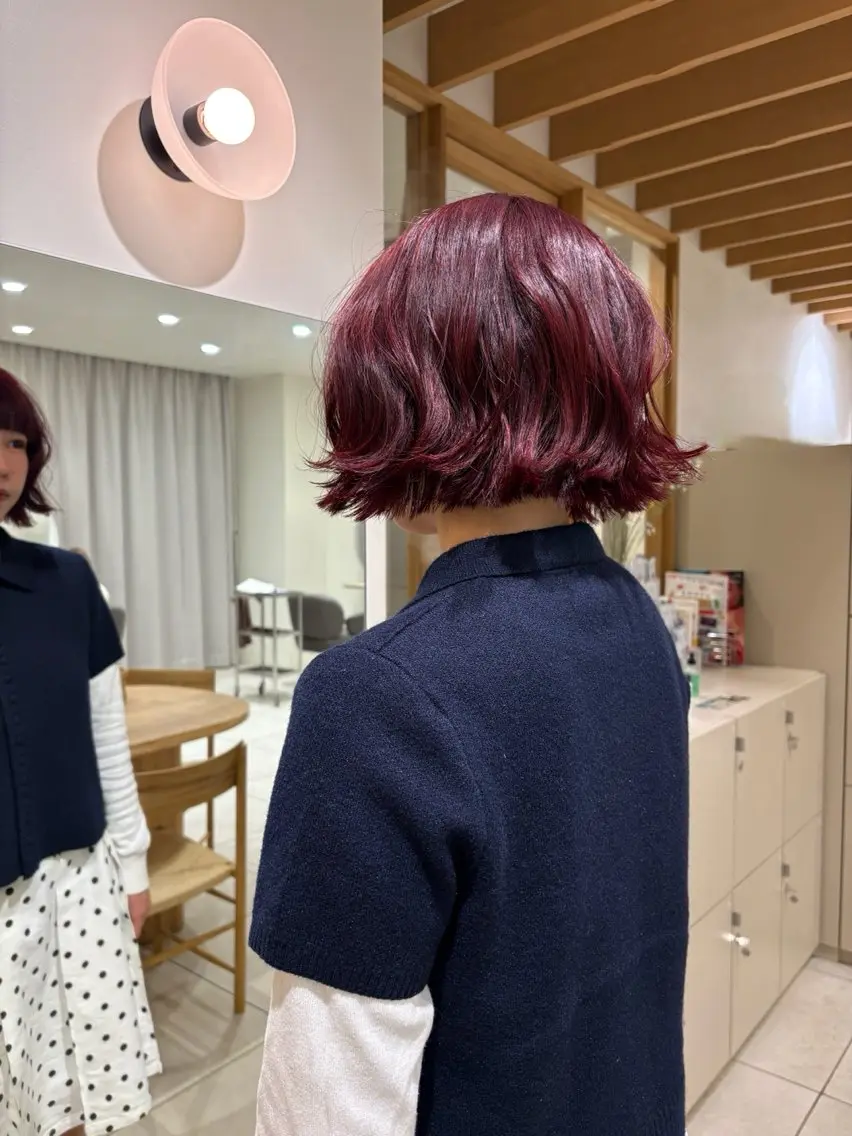 ショート カラー ベージュカラー ブリーチ ボルドーカラー ブラウンカラー 透明感カラー 似合わせカットカラー りおなのヘアスタイル