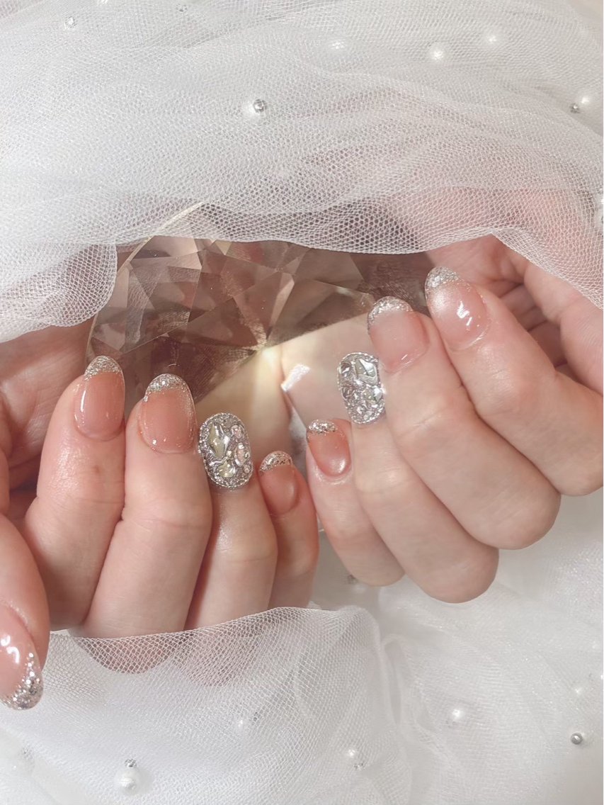 ネイル Lutena Satouのネイルデザイン