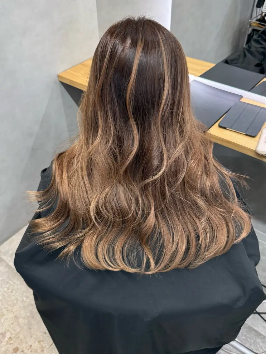 ロング カラー ⭐️NOAHL大宮 カラー特化美容室⭐️のヘアスタイル