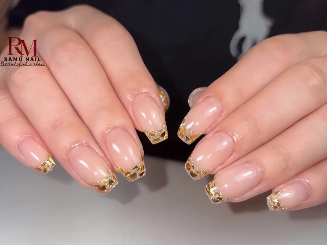 ネイル キラキラネイル マグネットネイル ミラーネイル ピンク 夏ネイル ハンドネイル RAMU Nail 恵比寿店のネイルデザイン