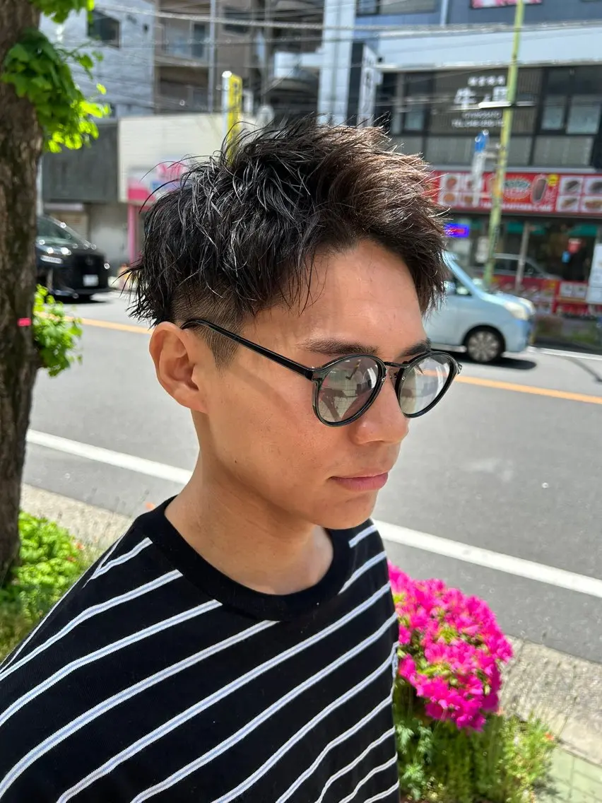 ✨セットでお得に清潔感✨《メンズカット＋シャンプー＋眉カット》の写真