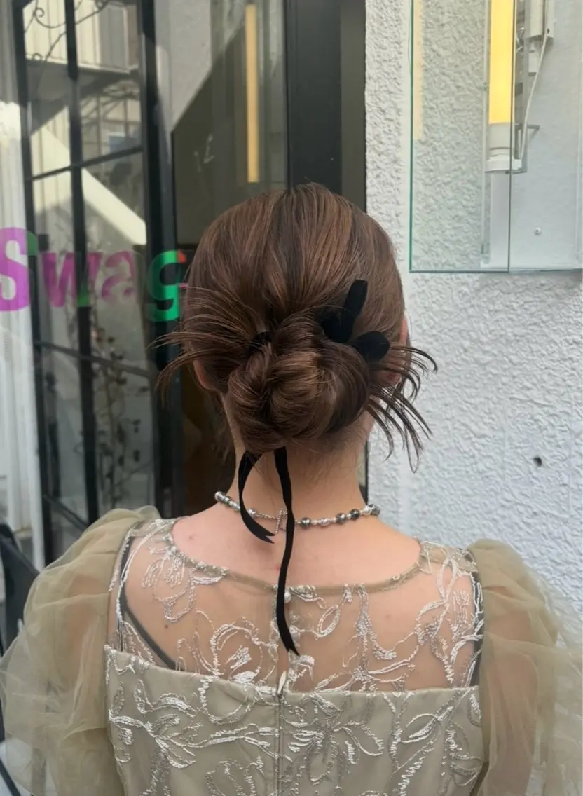 ロング ヘアアレンジ momo / カラー、カットモデルのヘアスタイル