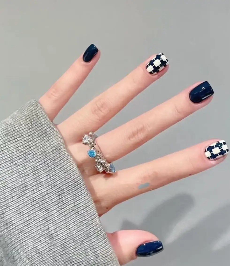 ネイル Horie 雪のネイルデザイン