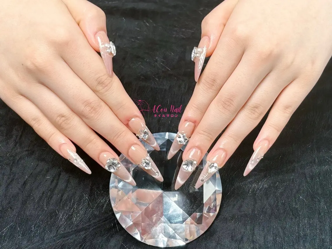 ネイル 桜ネイル 長さ出し フラワーネイル フレンチネイル ジェルネイル ハンドネイル ACon NailSalonのネイルデザイン