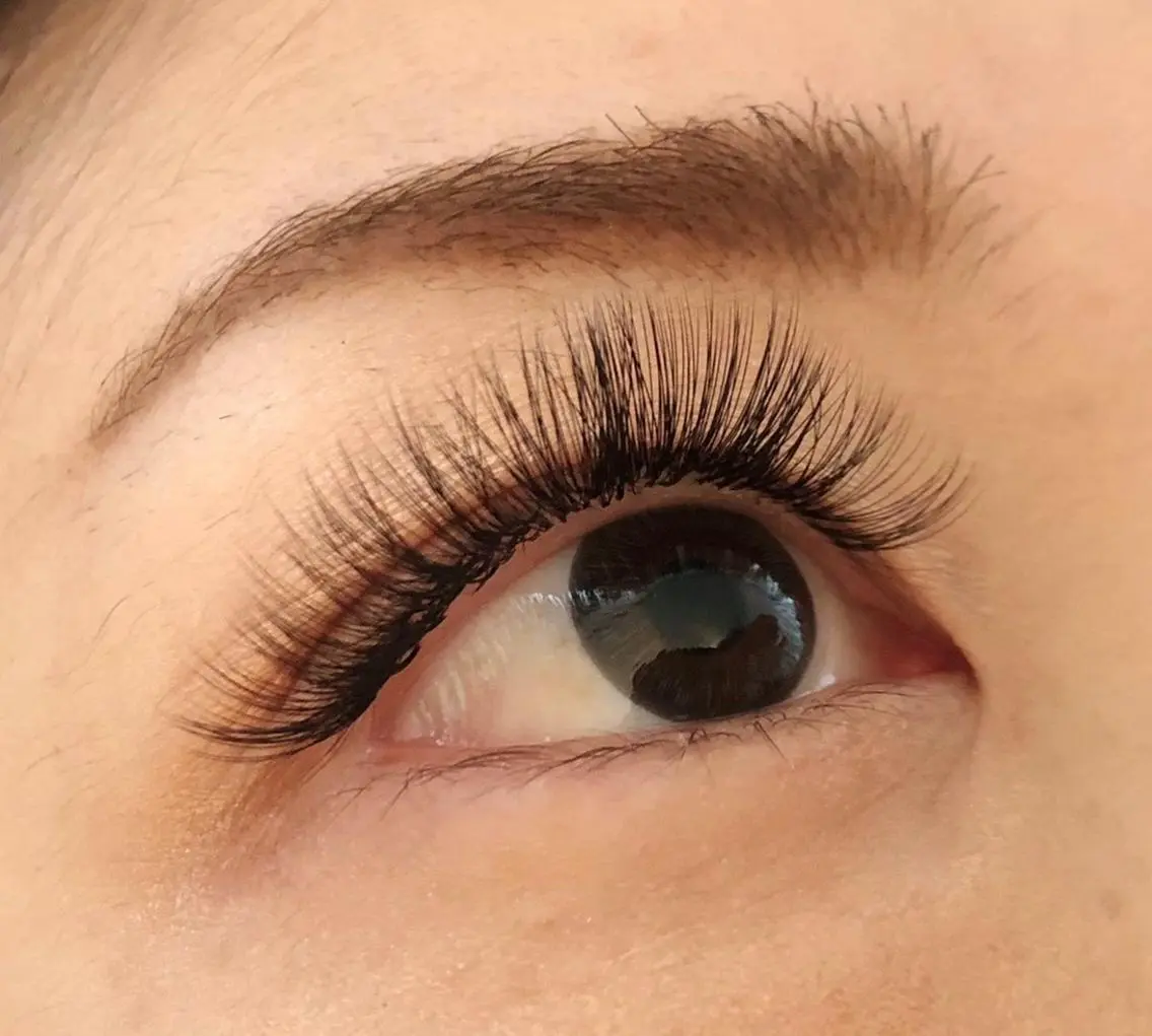 マツエク・マツパ フラットラッシュ パリジェンヌラッシュリフト 下まつげエクステ ボリュームラッシュ eyelash MONICAのマツエク・マツパデザイン