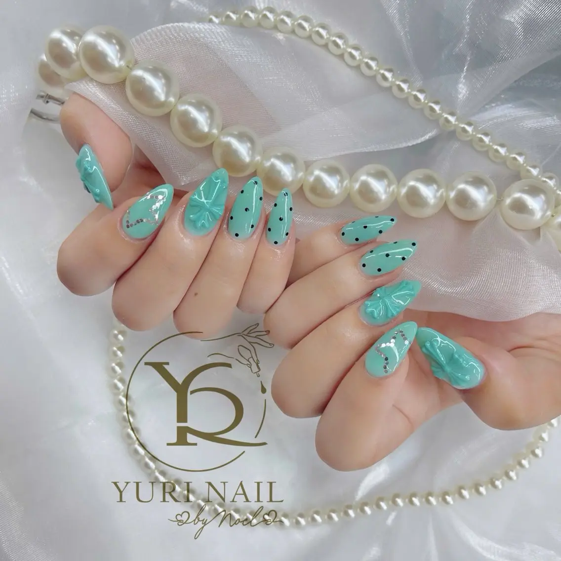 ネイル ハンドネイル フットネイル ハンドケア YURI Nail NARITAのネイルデザイン