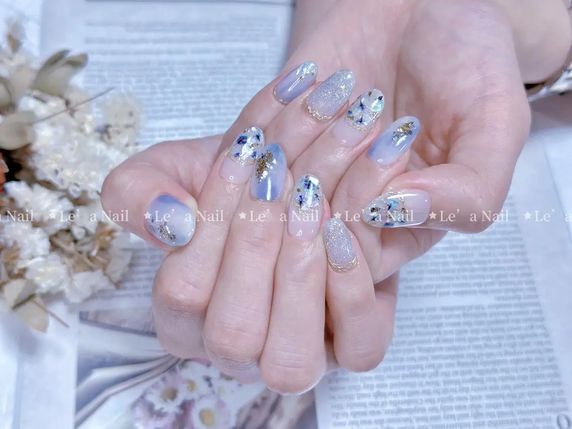 ミディアム カラー ネイル Le’a NailSalonのネイルデザイン