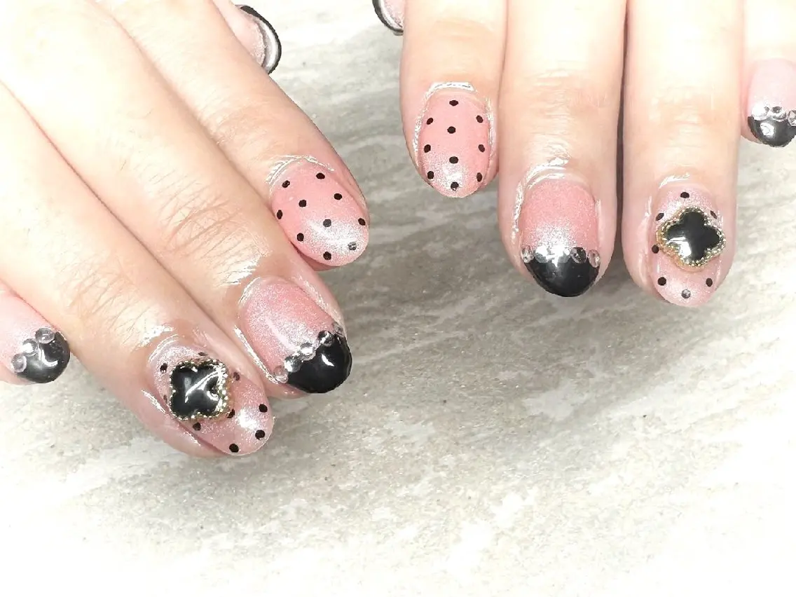 ネイル JULIE NAILのネイルデザイン