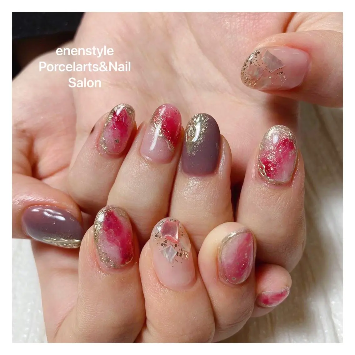 ミディアム ネイル ハンドネイル 🐾enen style 🐾のネイルデザイン