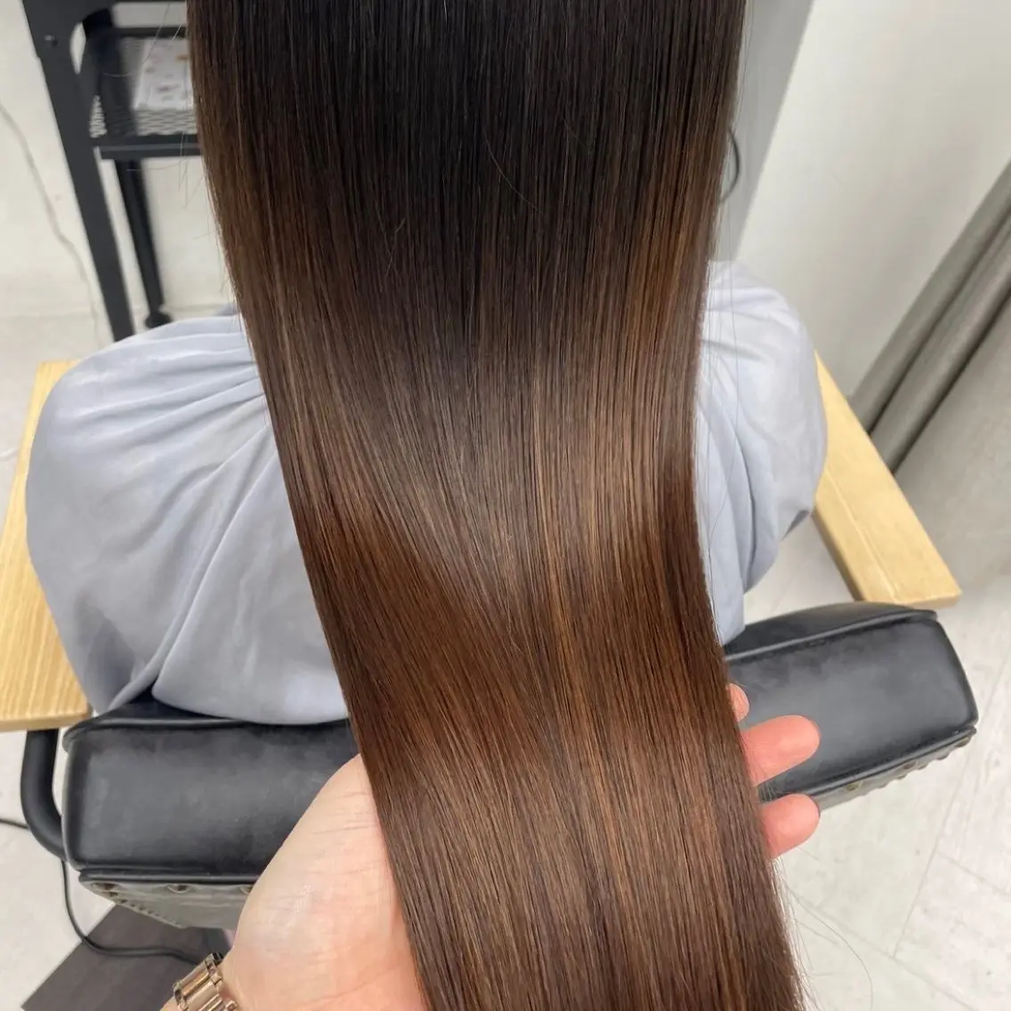 セミロング カラー パーマ ヘアアレンジ メンズ ブラウンカラー 透明感カラー ナチュラルブラウン 髪質改善 トリートメント mona/ ストレートスタイル✨のヘアスタイル
