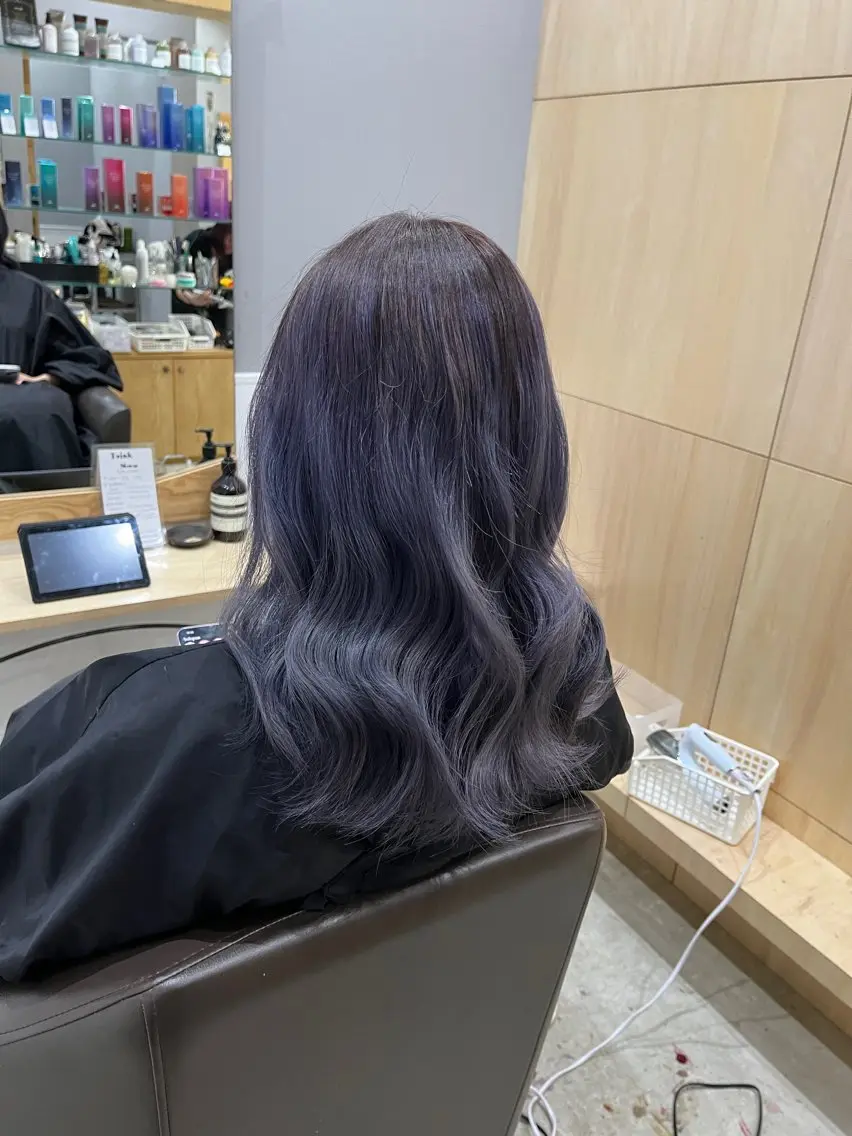 ミディアム カラー ブリーチ miloc naha ナナカのヘアスタイル