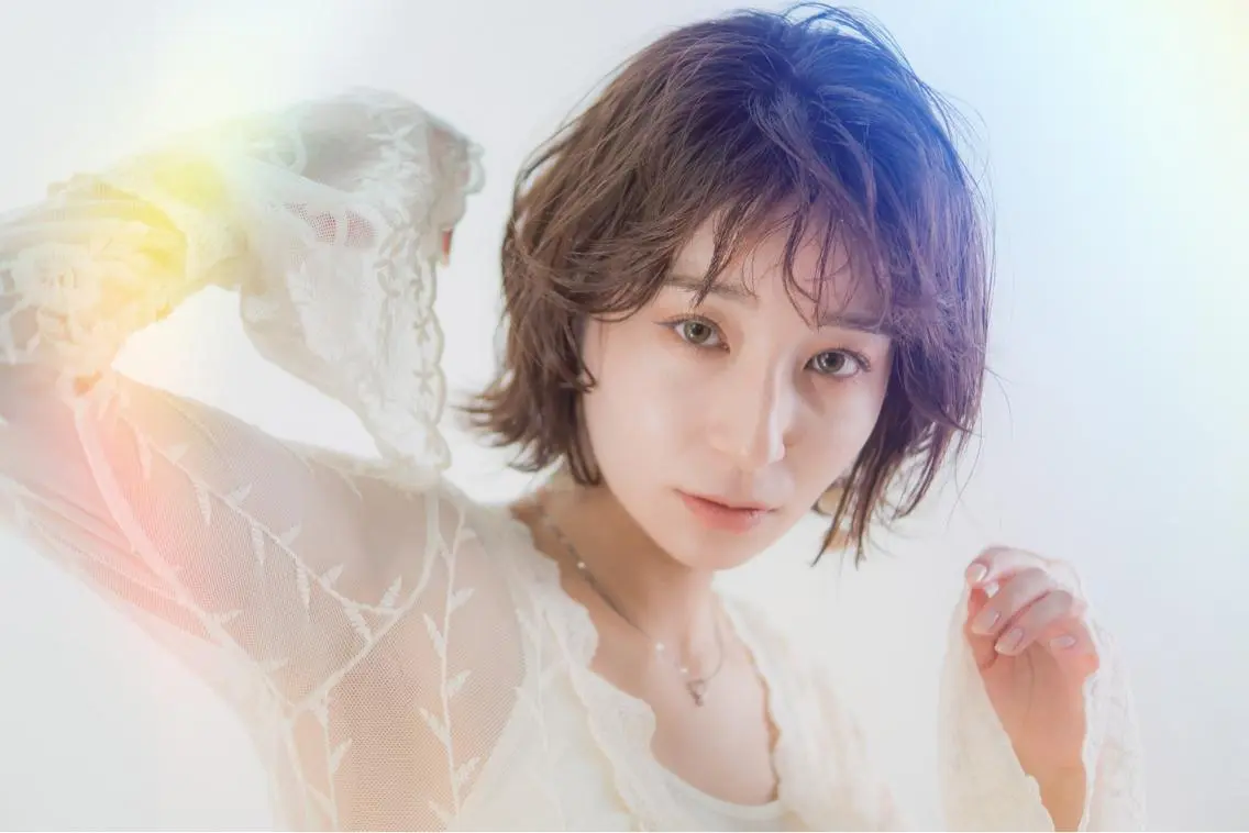 ショート カラー 🫧透明感イルミナ カラー🫧三浦菜々子のヘアスタイル