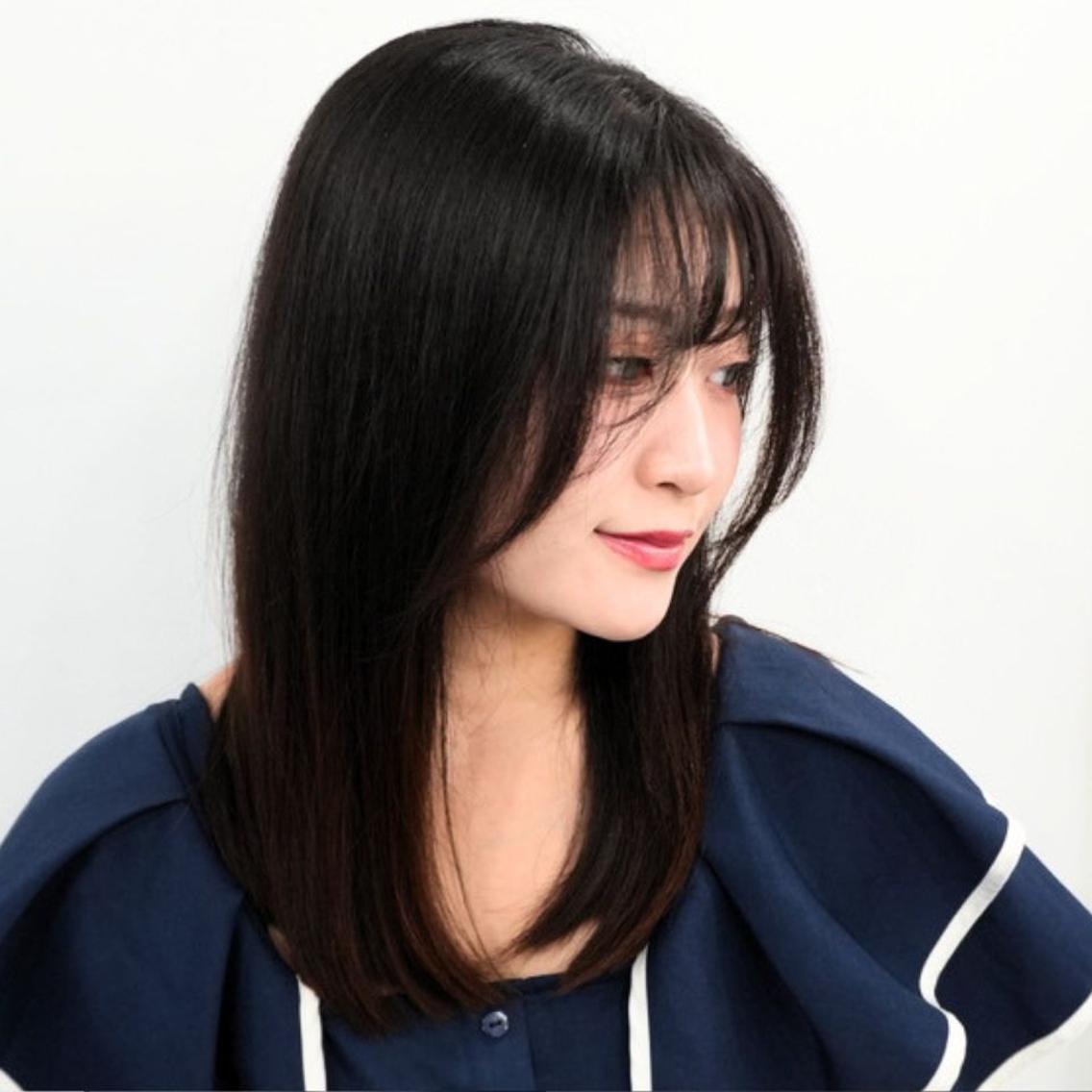 セミロング シースルーバング ❇️安達 優心❇️ レイヤー/艶髪特化のヘアスタイル