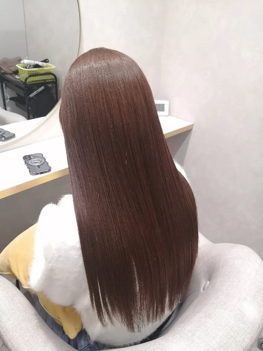 ロング 酸性ストレート 透明感カラー☆　野崎 誠一郎のヘアスタイル