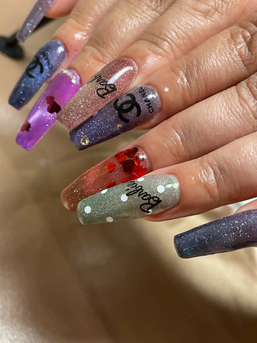 ネイル 長さ出し フラッシュネイル ジェルネイル マグネットネイル ネイルチップ ハンドネイル Bavardage Nailのネイルデザイン