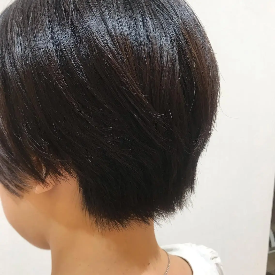 ショート カラー ピンクカラー ショートヘア 愛されヘア/ 暖色カラー/まいこのヘアスタイル