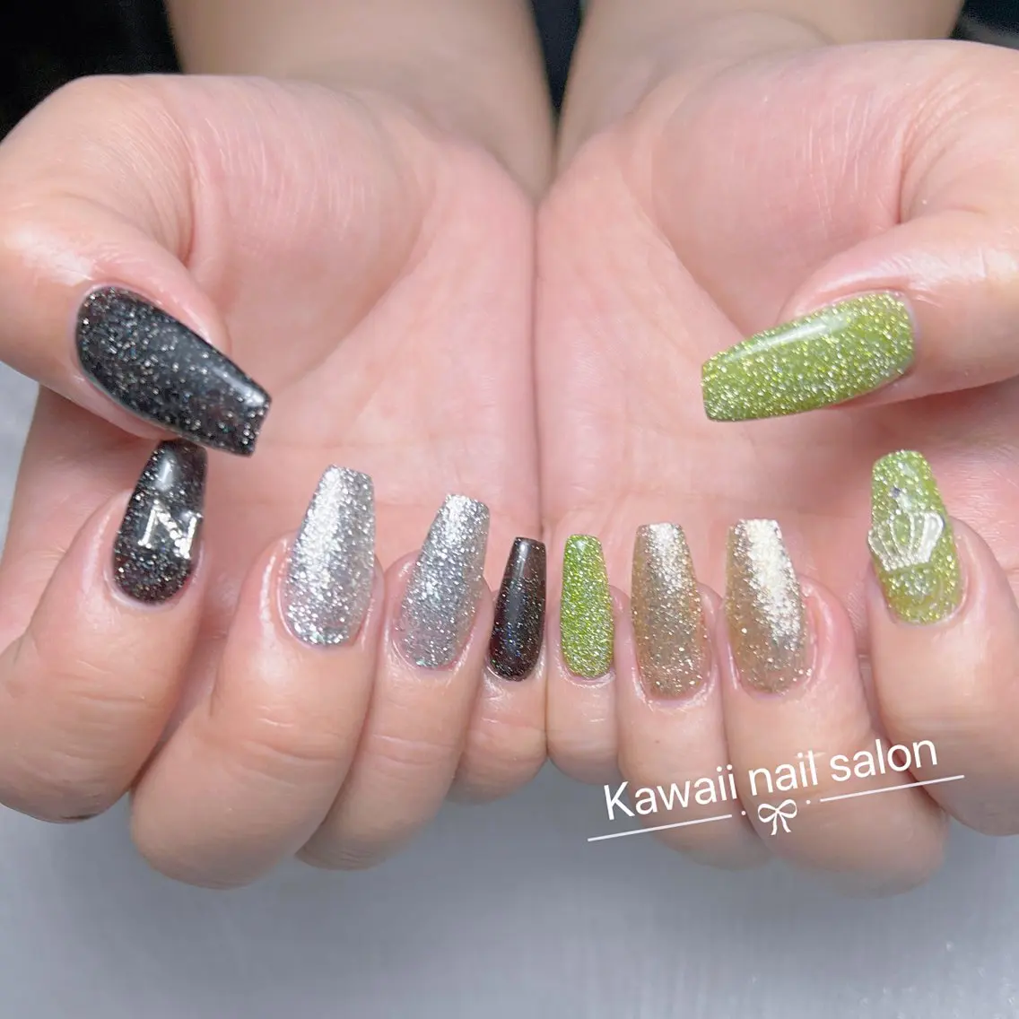 ネイル ドット フレンチネイル 韓国ネイル マグネットネイル オフィスネイル Kawaii Nail Salonのネイルデザイン