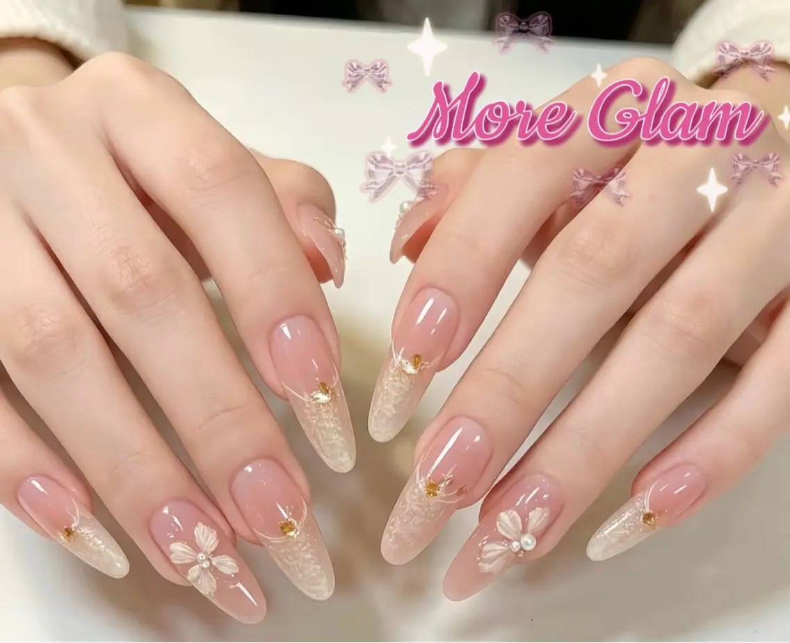 ネイル ハンドネイル 半崎 奈美のネイルデザイン