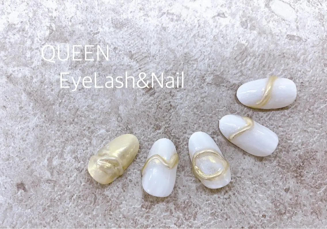 ミディアム カラー ネイル Bloom Nailのネイルデザイン