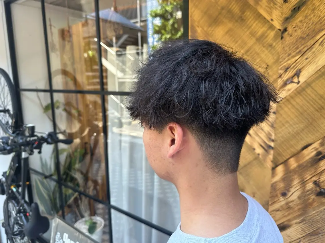 パーマ メンズ フェードカット メンズパーマ ニュアンスパーマ カット パーマ 【gemini店長】 メンズ特化中野稜平のヘアスタイル