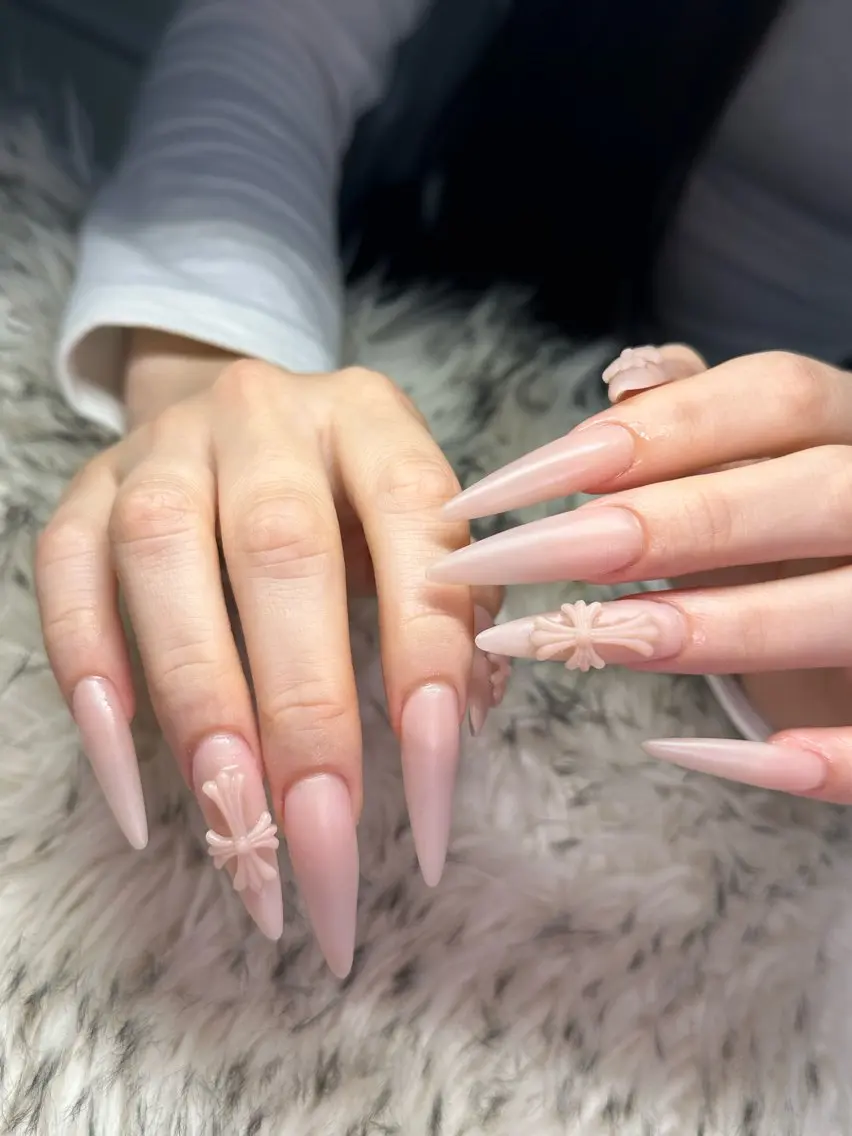 ネイル ハンドネイル nes.nail★ AYANOのネイルデザイン