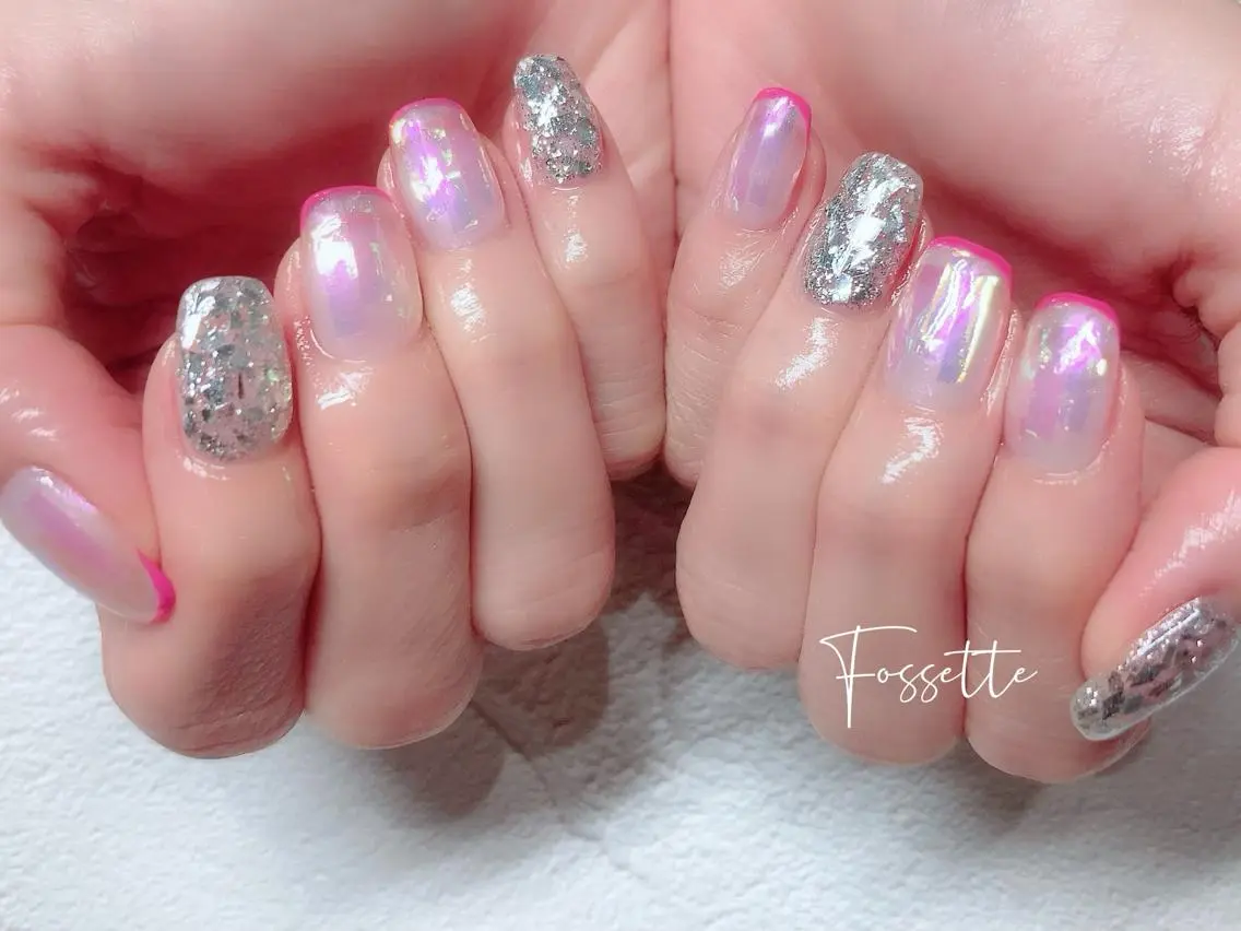 ネイル オーロラネイル クリアネイル フレンチネイル キラキラネイル ハンドネイル nailsalon Fossetteのネイルデザイン