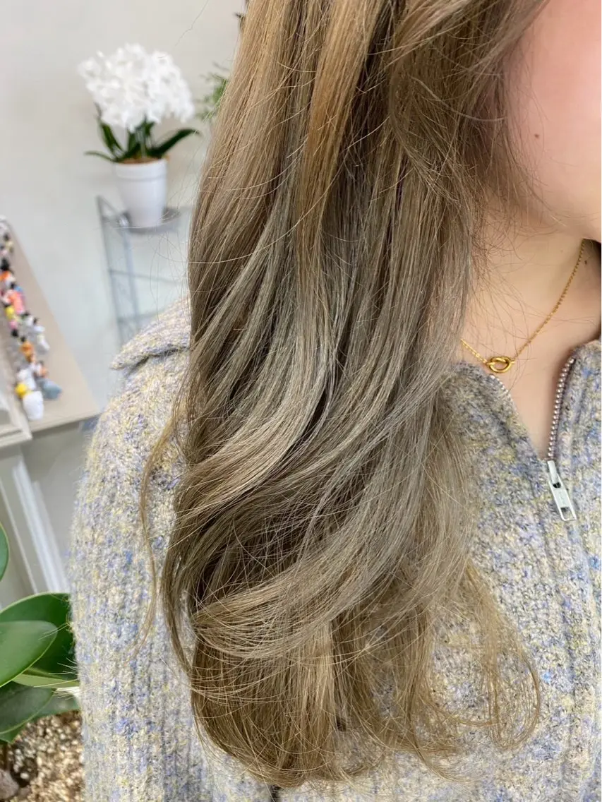ロング カラー 滝口 雪月花のヘアスタイル