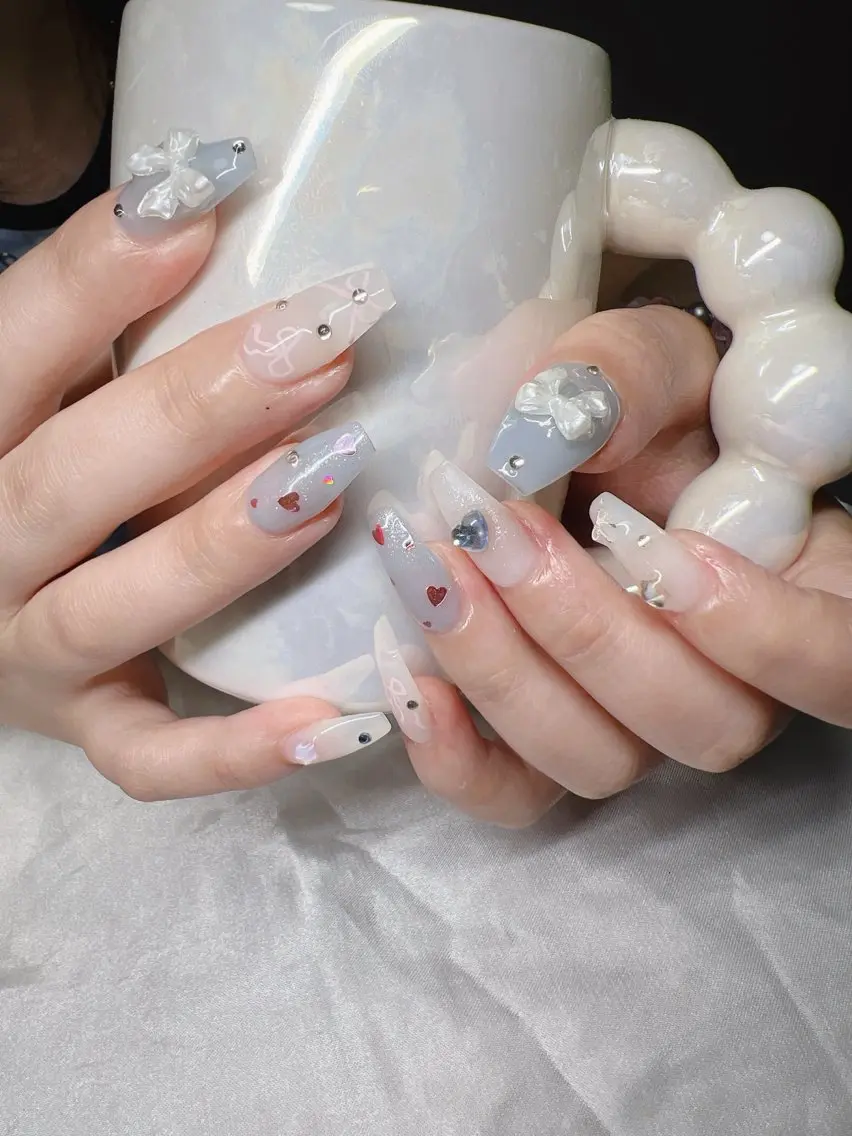 ネイル ハンドネイル Lee Nailsのネイルデザイン