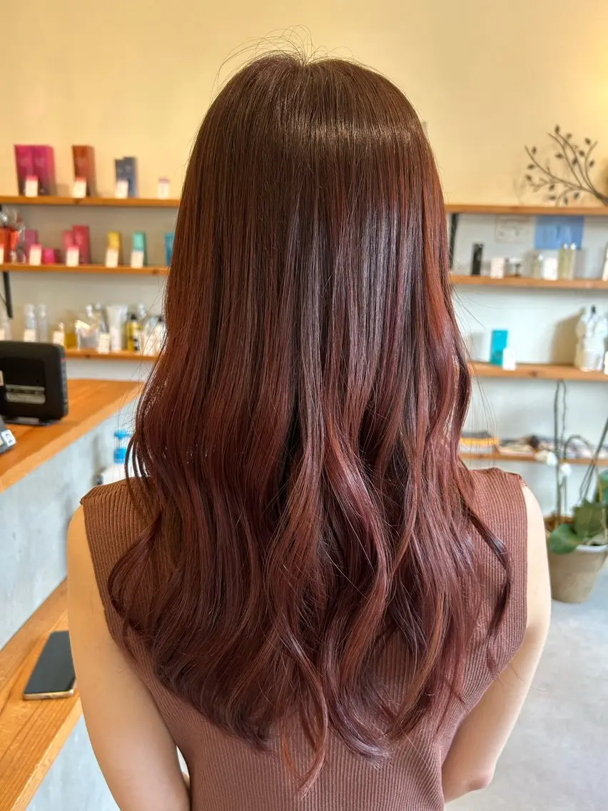 ロング カラー ブラウンカラー ピンクカラー ピンクブラウン 康本 瑞季のヘアスタイル
