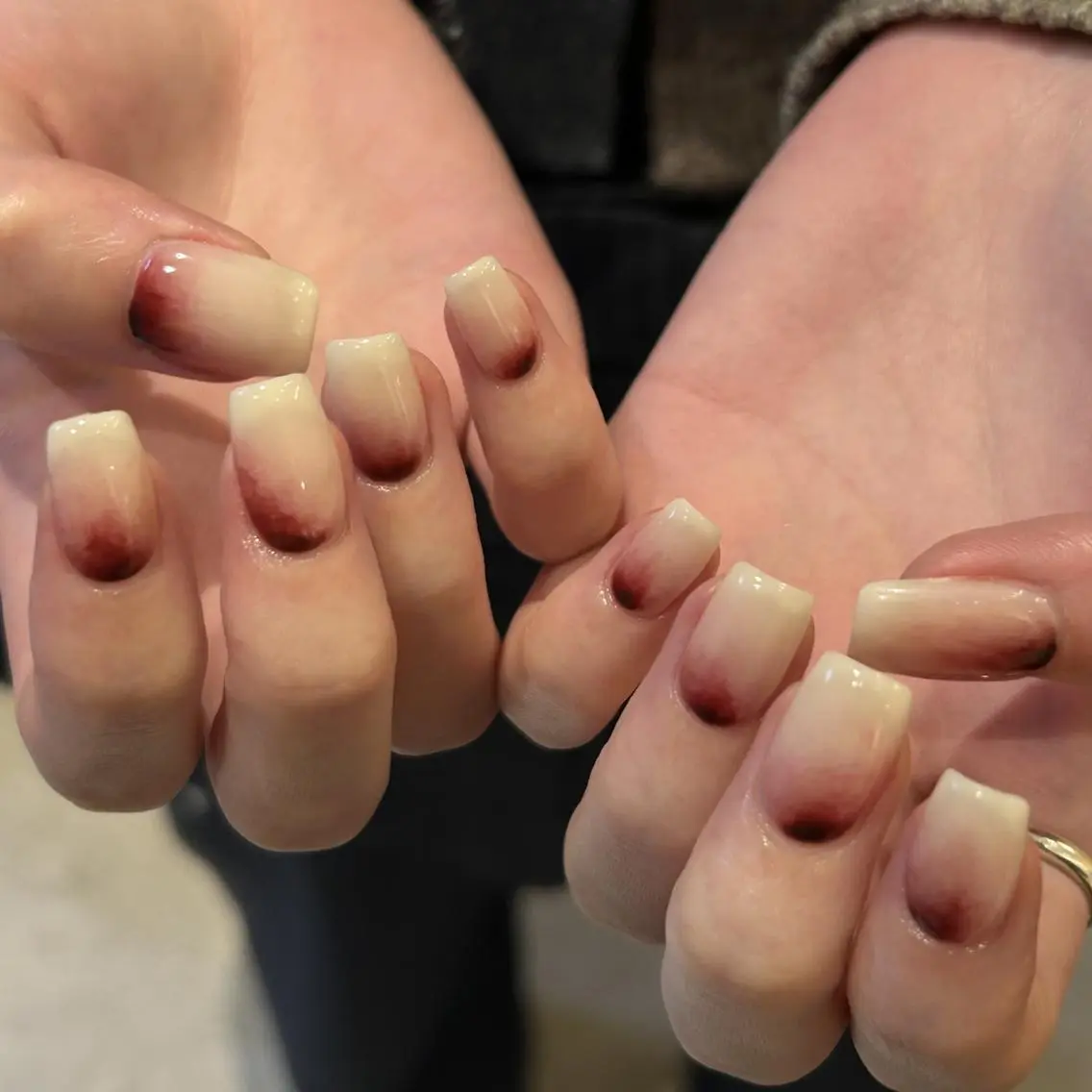 ネイル オーロラネイル ジェルネイル 氷ネイル・うるうるネイル 韓国ネイル ミラーネイル ハンドネイル nails TOKYOのネイルデザイン