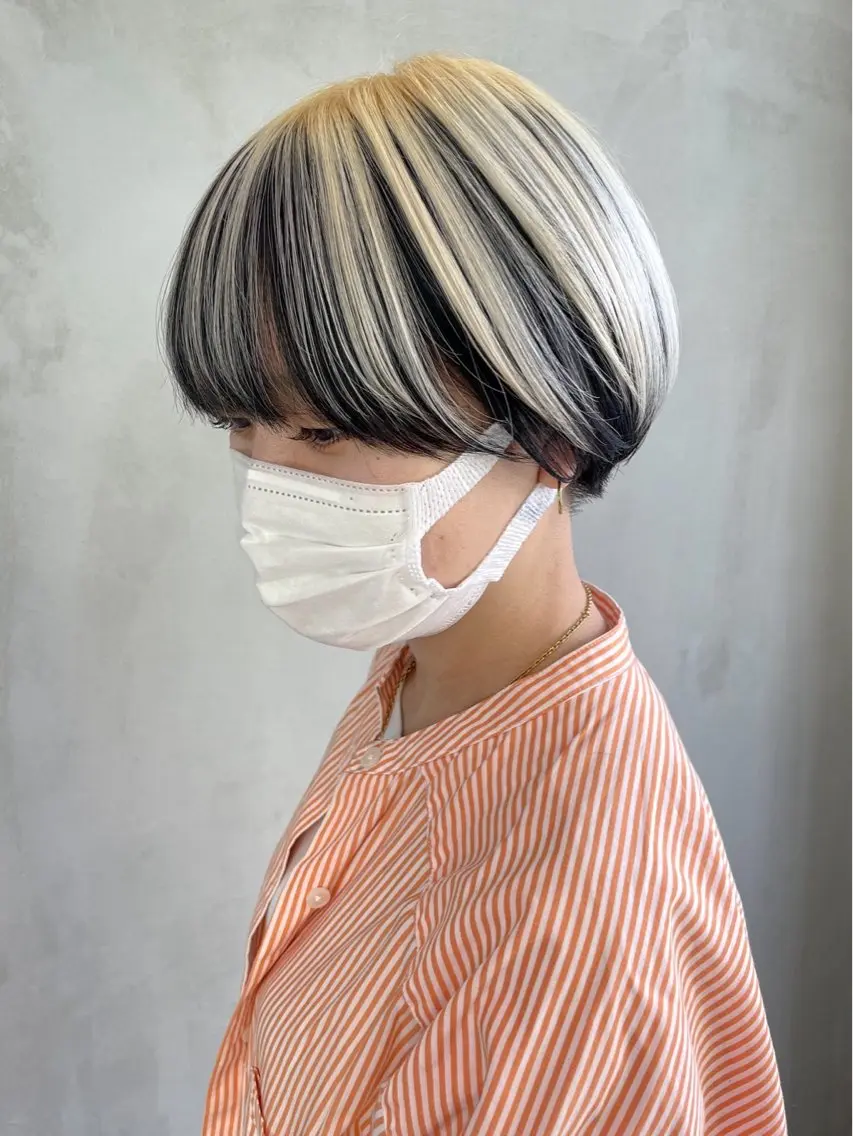 ショート ショートヘア たなかあゆ✨ ワンレンボブ渋谷のヘアスタイル