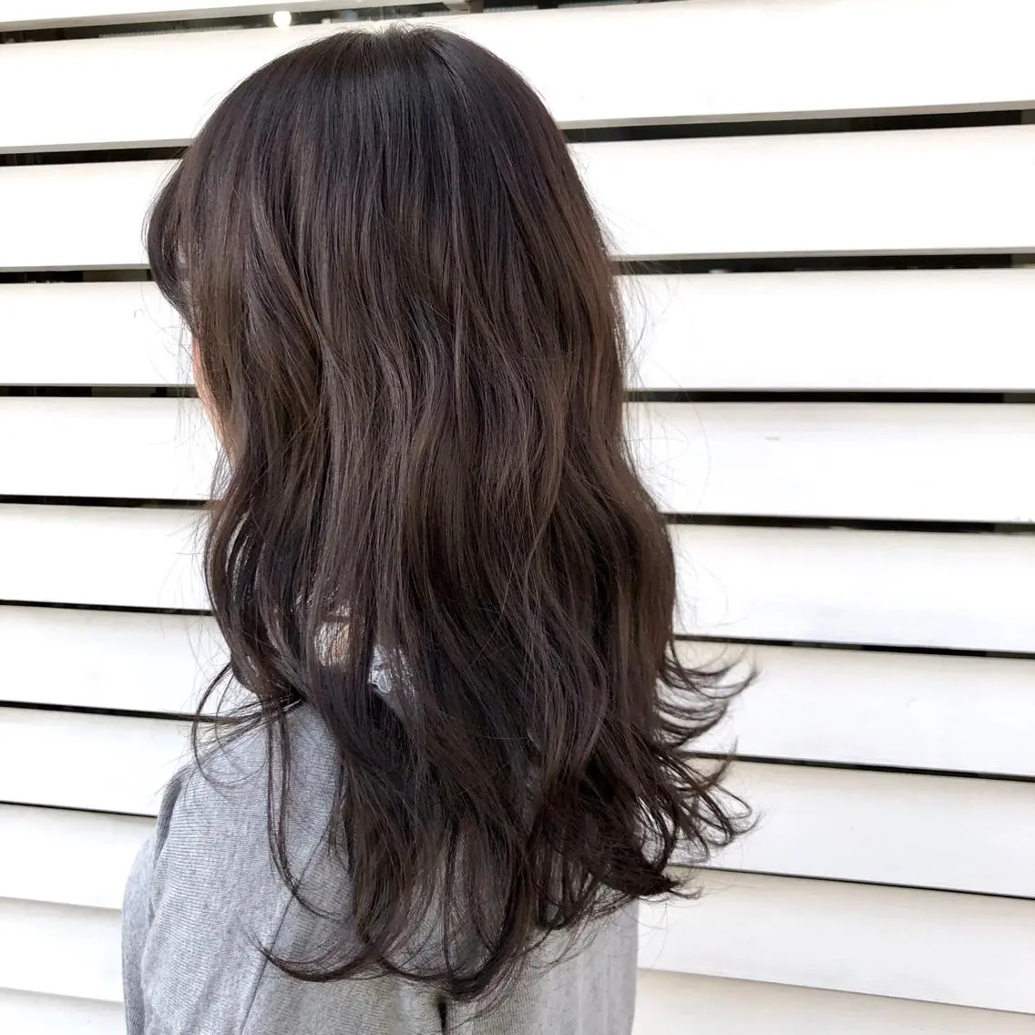 ロング カラー 菅沢 奈生のヘアスタイル