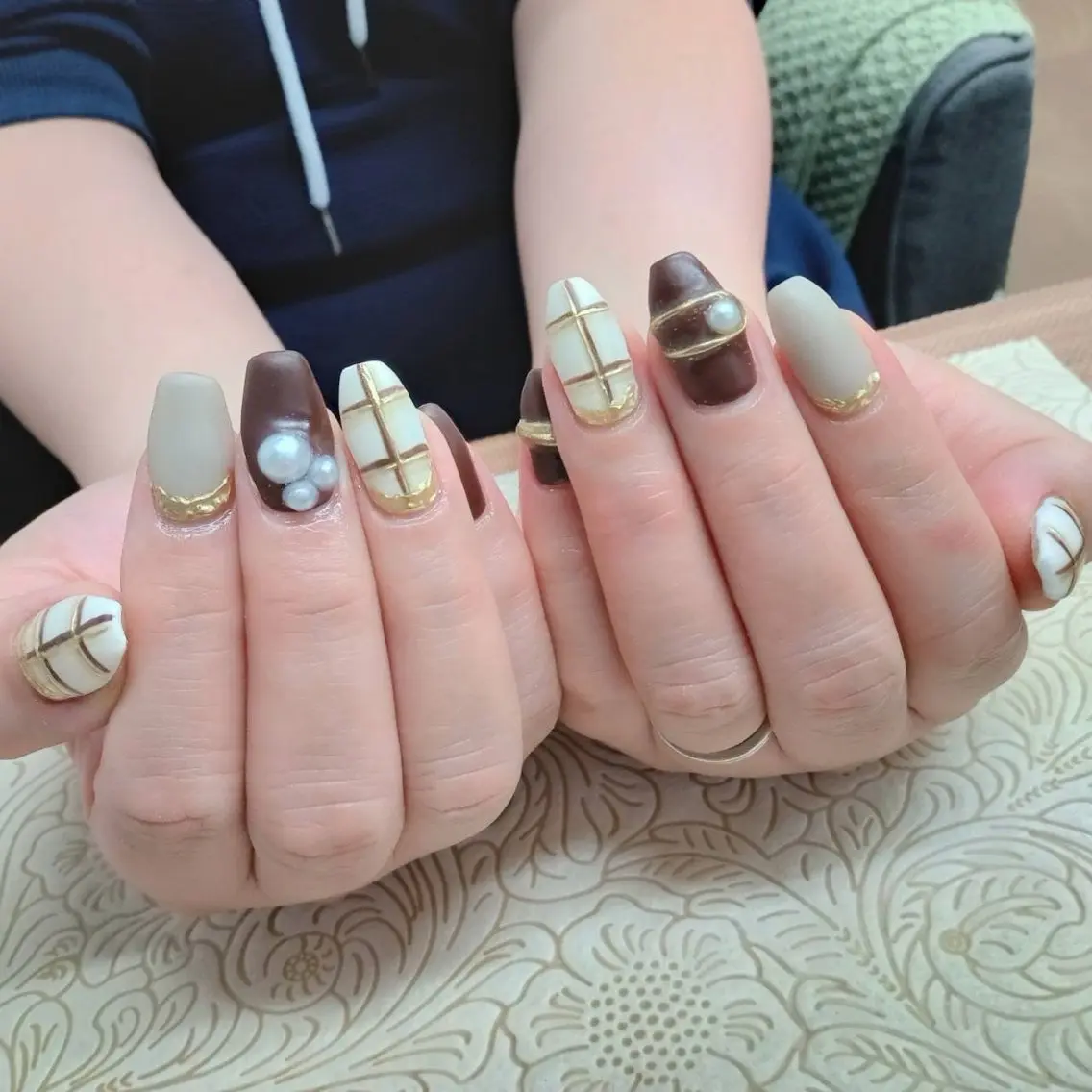 ネイル フラワーネイル precious nail roomのネイルデザイン