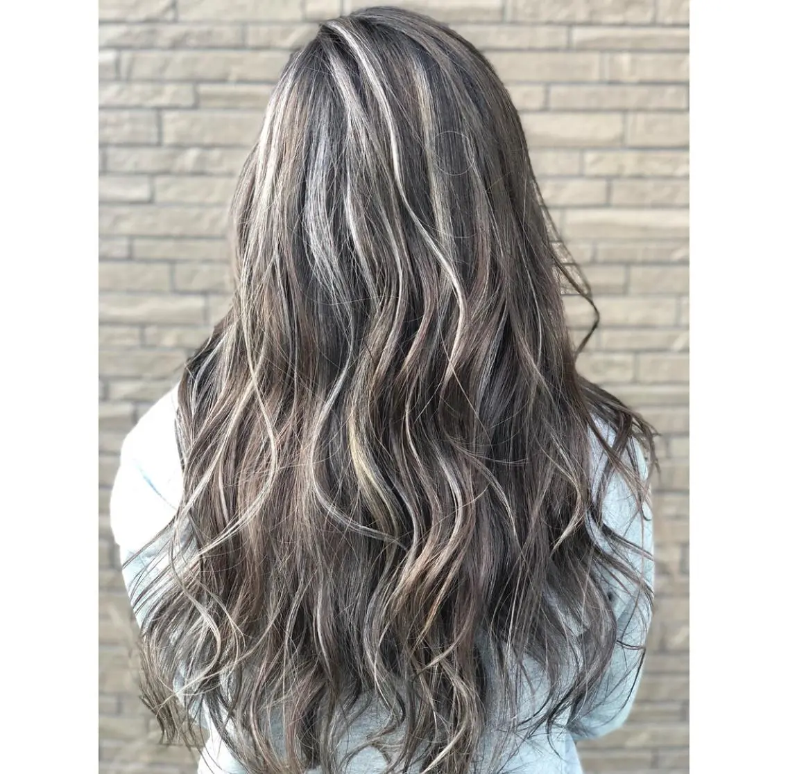 ロング カラー ヘアアレンジ バレイヤージュ デザインカラー グラデーションカラー ハイライトカラー ハイトーンカラー アンドウ ユウ/ レイヤーカット/韓国のヘアスタイル