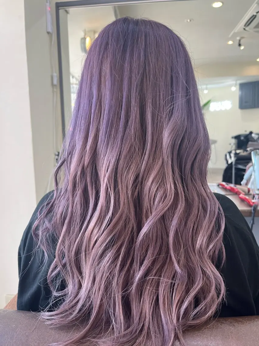 カラー バレイヤージュ ブリーチ ケアブリーチ ダブルカラー イヤリングカラー 戸川 紗良のヘアスタイル